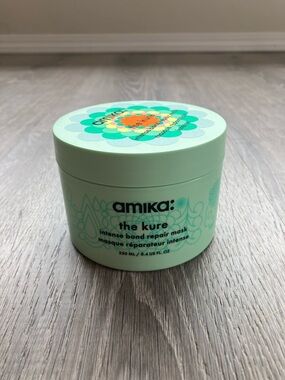Amika intense repair hair mask